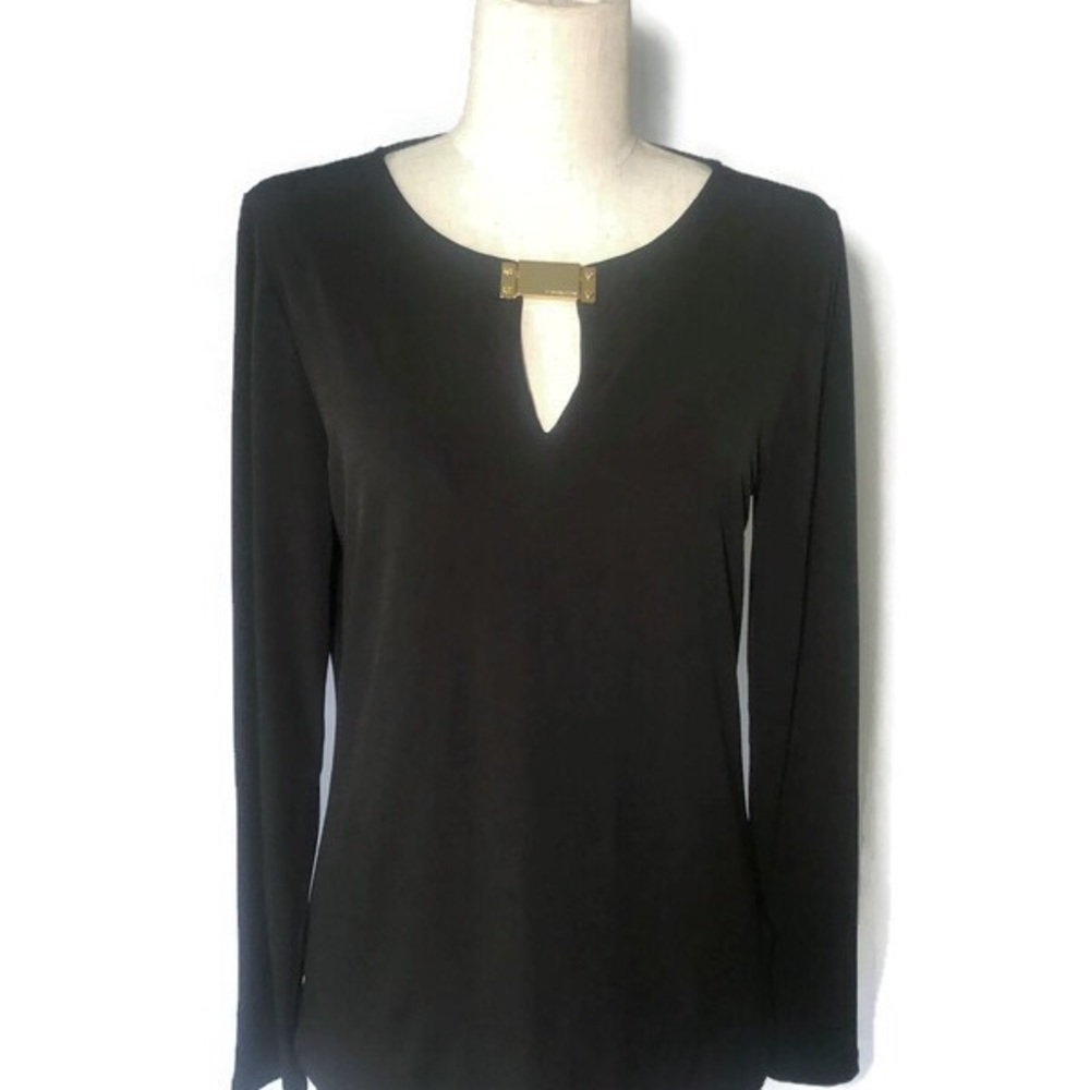 Michael Michael Kors M Black v neck with gold clip